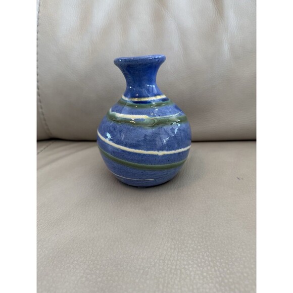 Vtg Earthworks Barbados Studio Art Pottery Bud Vase Blue Green Swirl 5.5in EUC - Picture 2 of 7